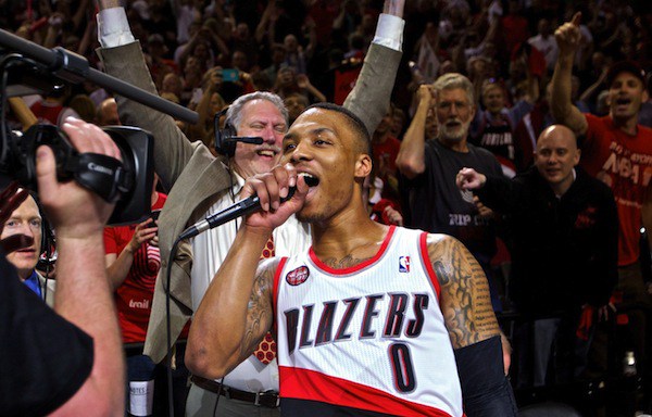 damian-lillard-mic